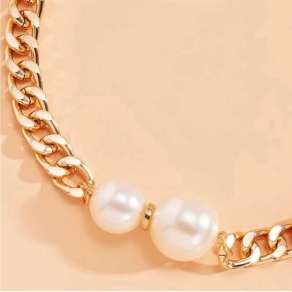 Celeste Pearl Luxe Choker Necklace - Picture 6 of 7